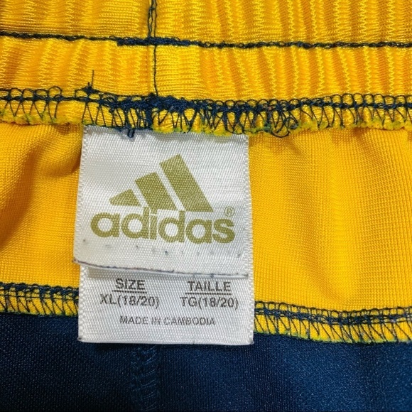 Adidas big boy’s 18Y athletic shorts - Picture 3 of 4